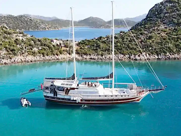 Marmaris 6 Kamaralı Lüks Gulet ile Mavi Turlar