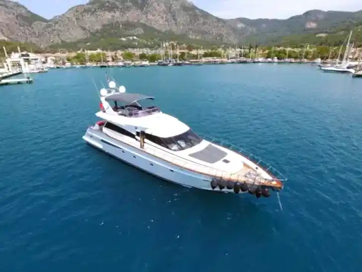 Göcek Lüks Motoryatla Günlük veya Haftalık Tur