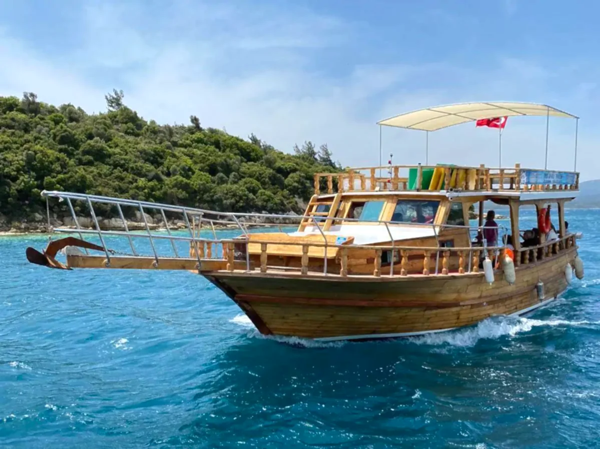 Sığacık'ta Tekne Kiralama