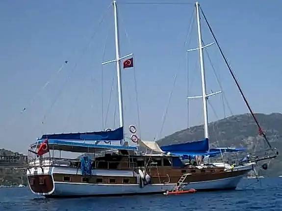 Bozburun Kiralık Ekonomik 6 Kamaralı Gulet
