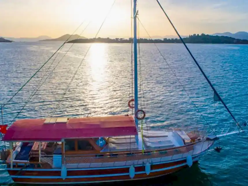 Fethiye'de Guletle Günlük Tur