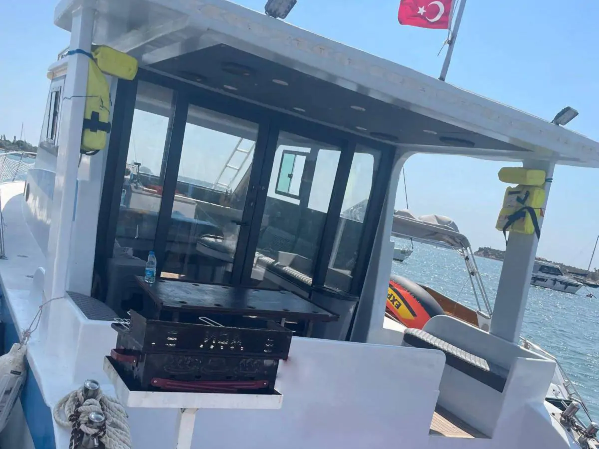 Dikili Bademli Yat Kiralama