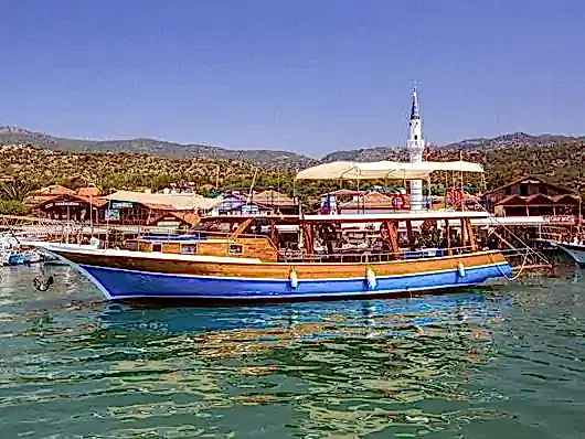 Kekova'da Günlük Tekne Turu