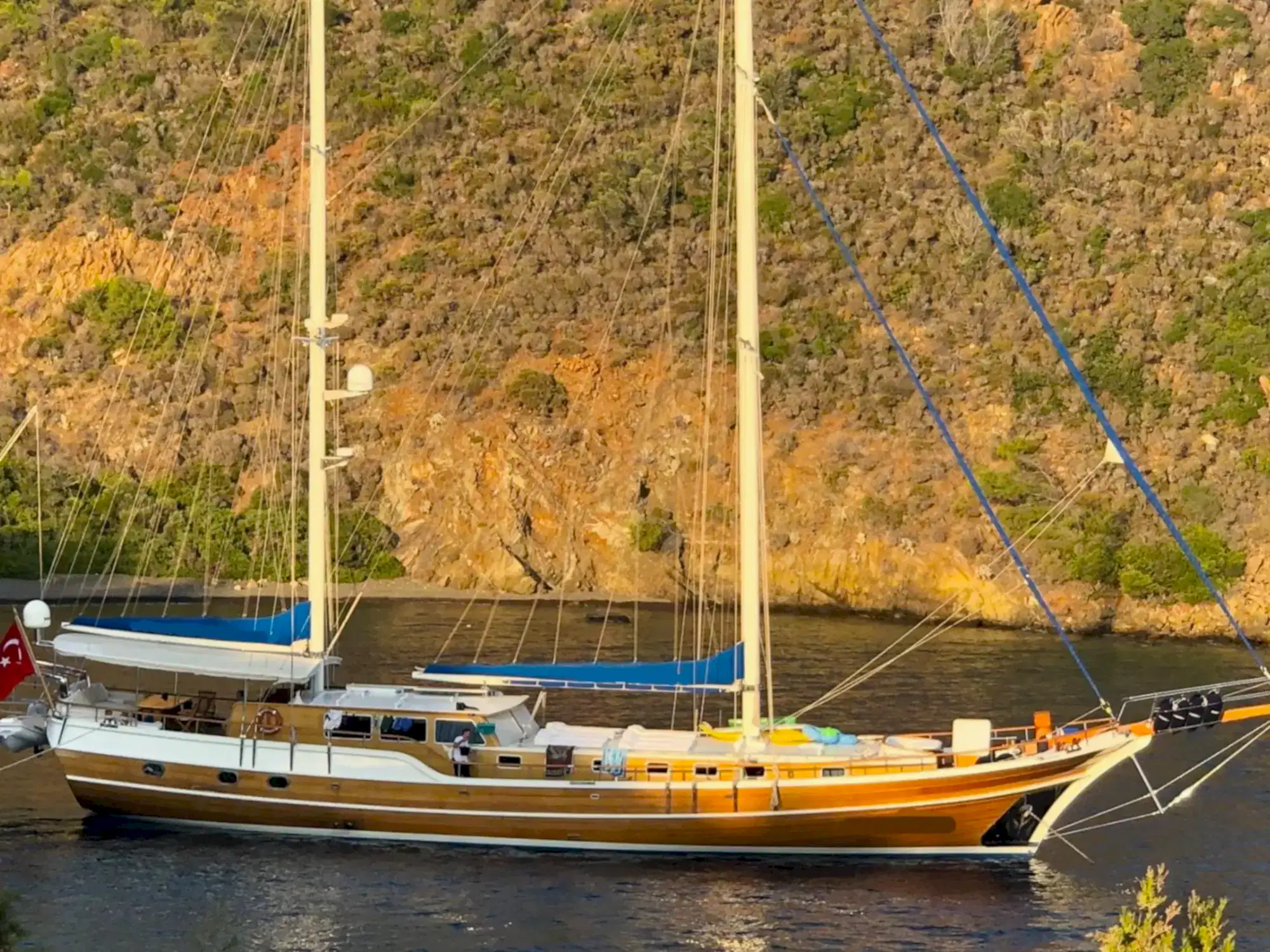 Bodrum 6 Kamaralı Lüks Gulet